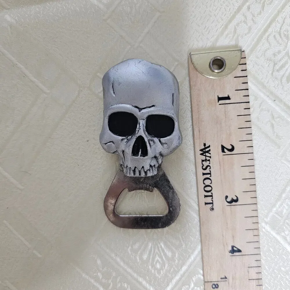 Metal Bottle Opener Skull, Metal + Hard Plastic